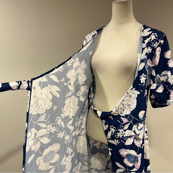 Short sleeves navy Floral maxi Wrap Dress - Picture 4 of 12